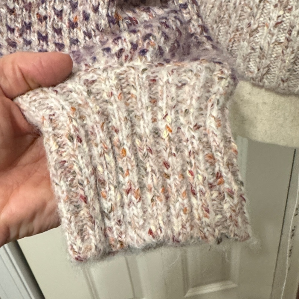 CeCe NWOT❤️ Women's Sweater Textured Cream and Purple - Picture 9 of 13